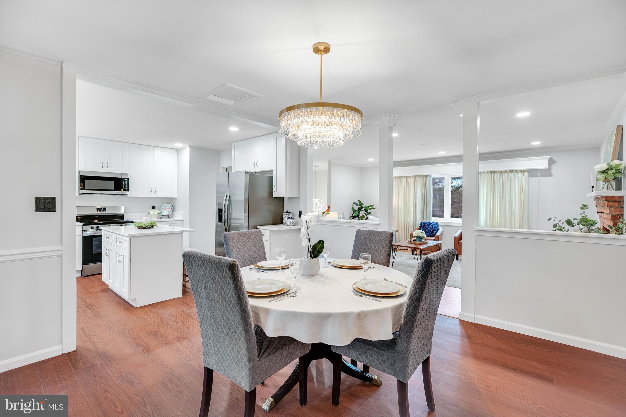 INGLESIDE - Residential