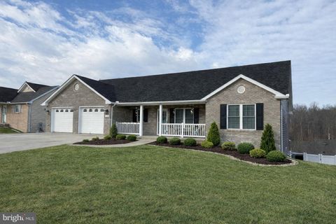 1123 EWELL STREET FRONT ROYAL VA 22630