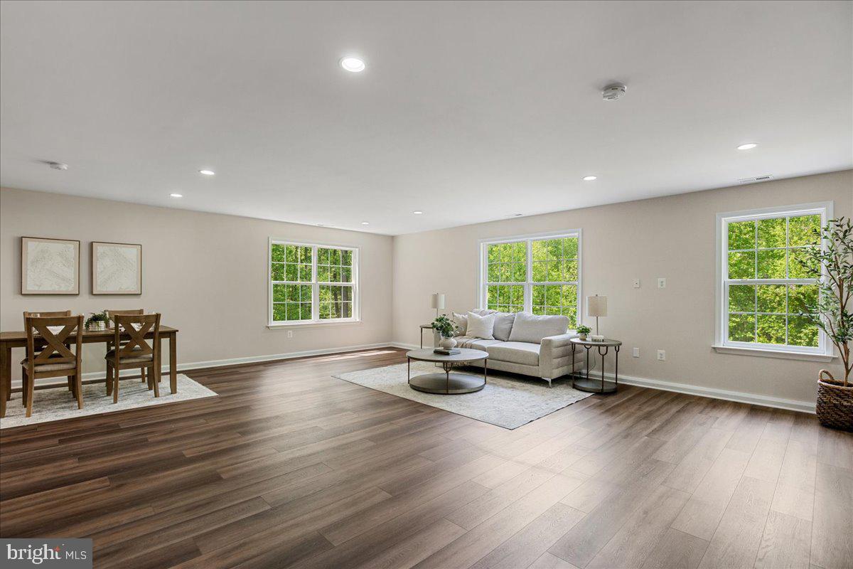 CHESAPEAKE HEIGHTS - Residential