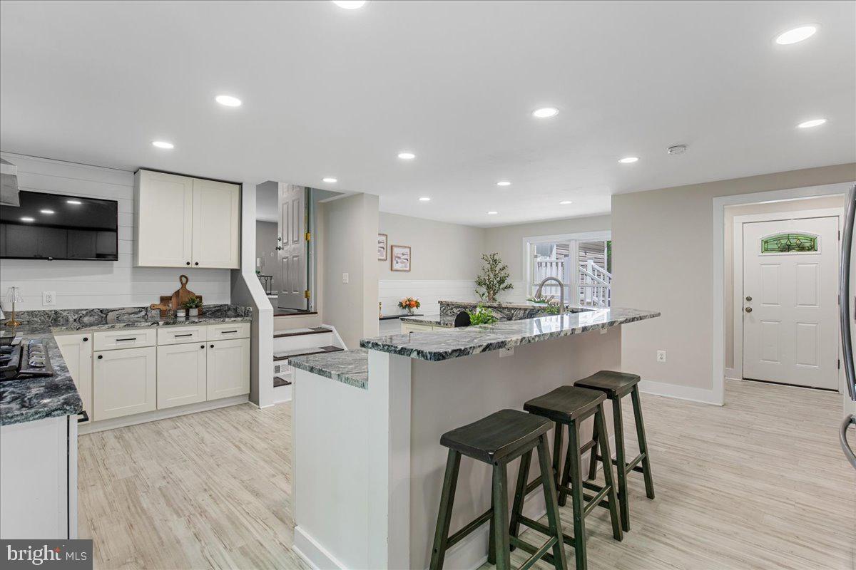 CHESAPEAKE HEIGHTS - Residential