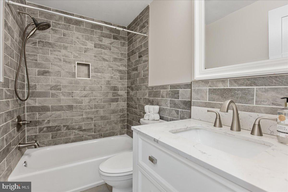 CHESAPEAKE HEIGHTS - Residential