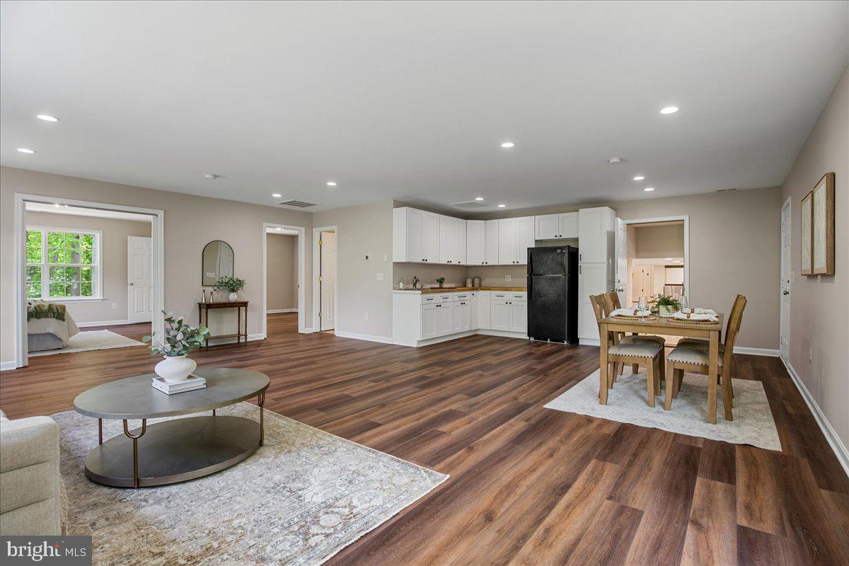 CHESAPEAKE HEIGHTS - Residential