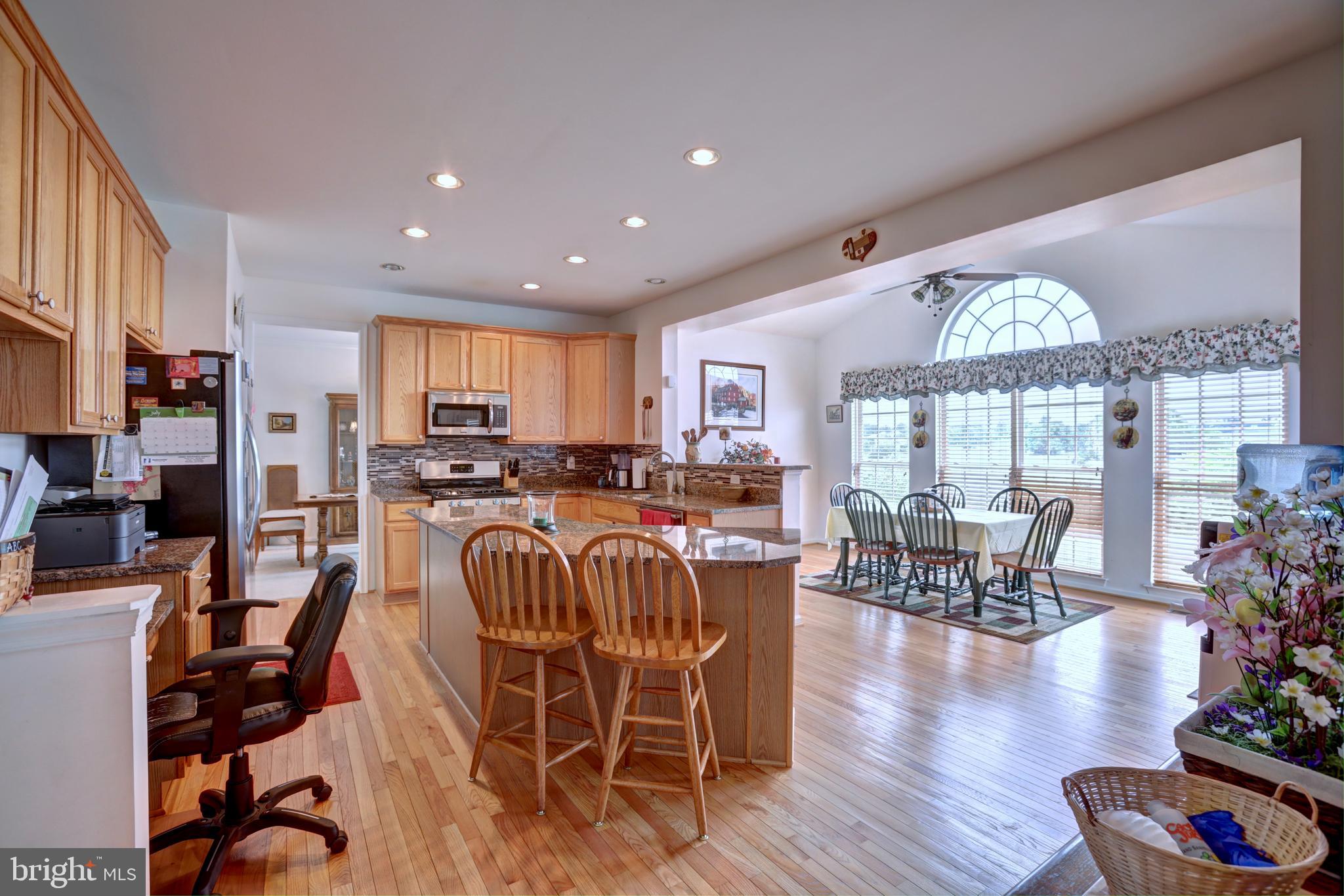 LOCUST HILL - Residential