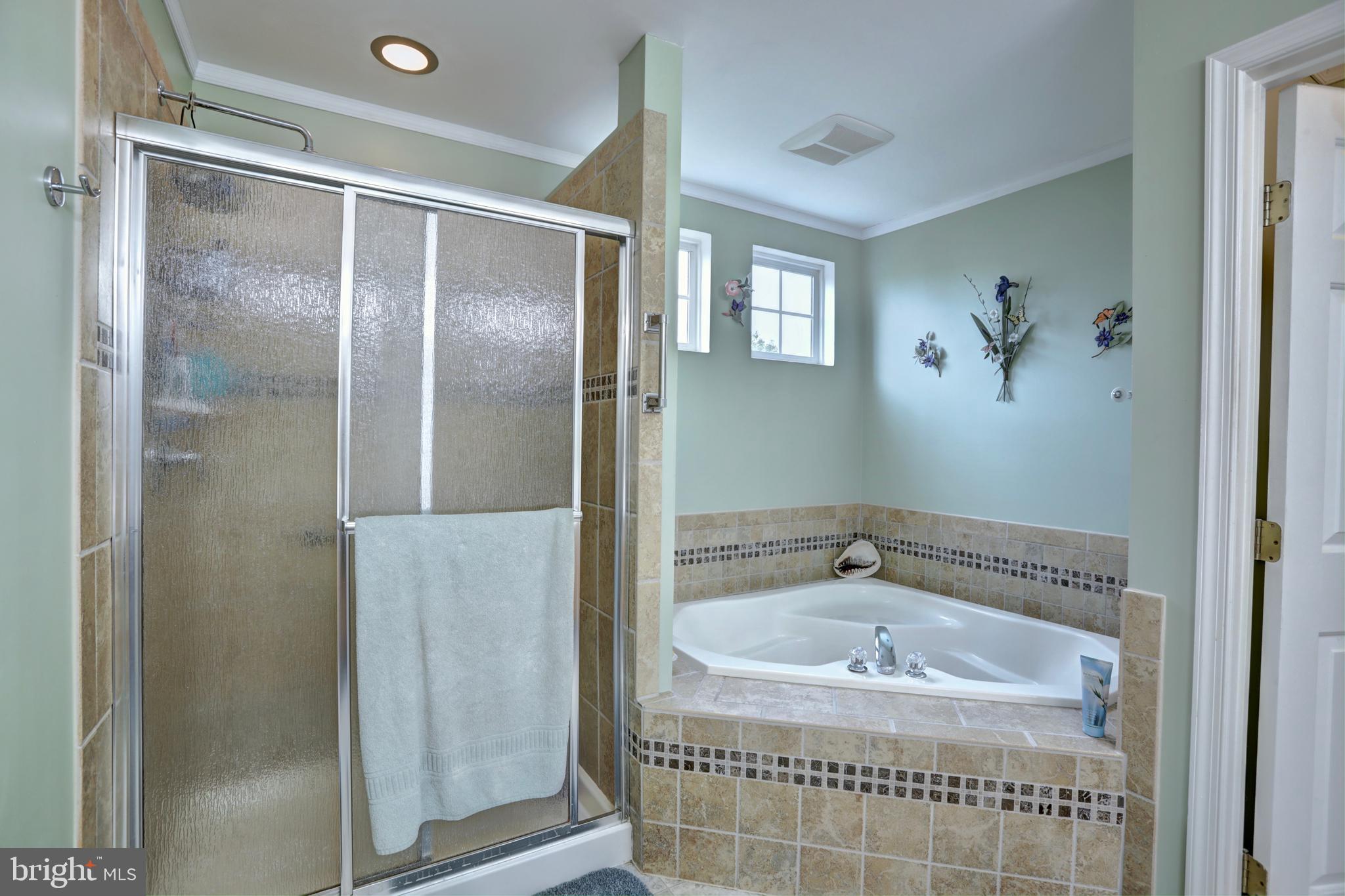 LOCUST HILL - Residential