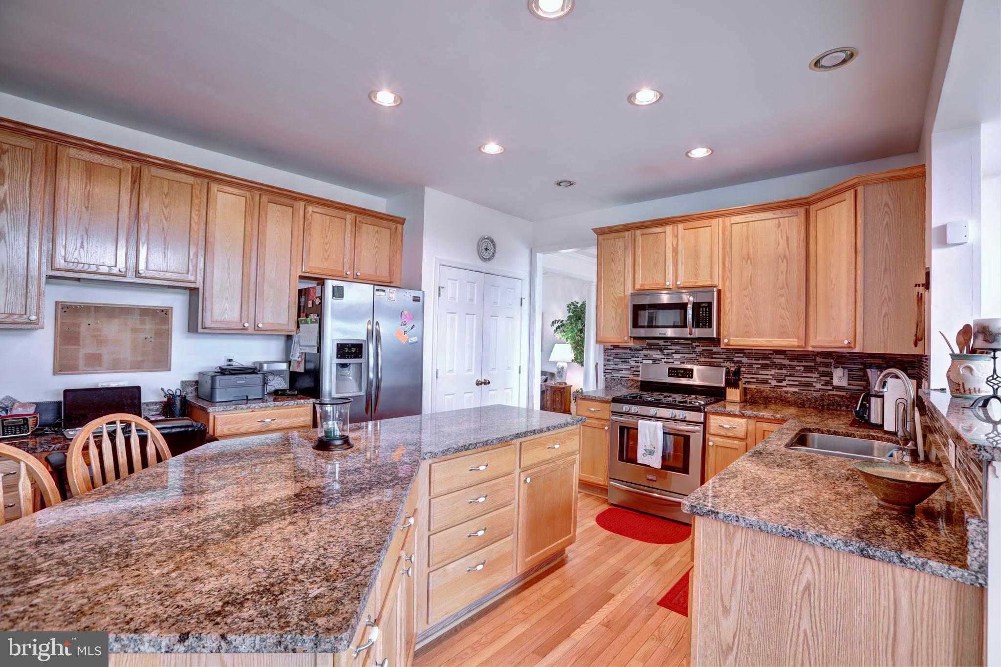 LOCUST HILL - Residential