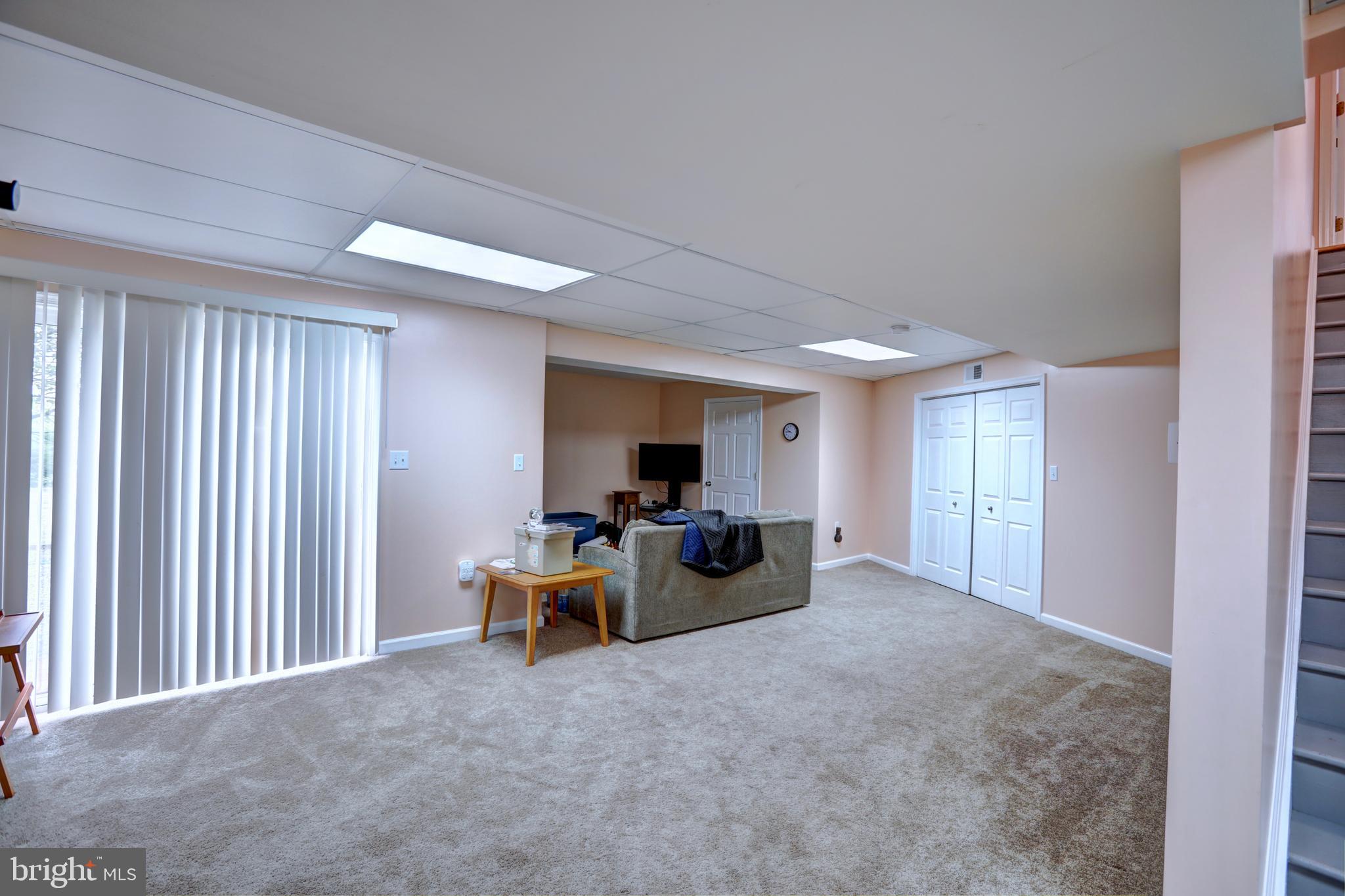 LOCUST HILL - Residential