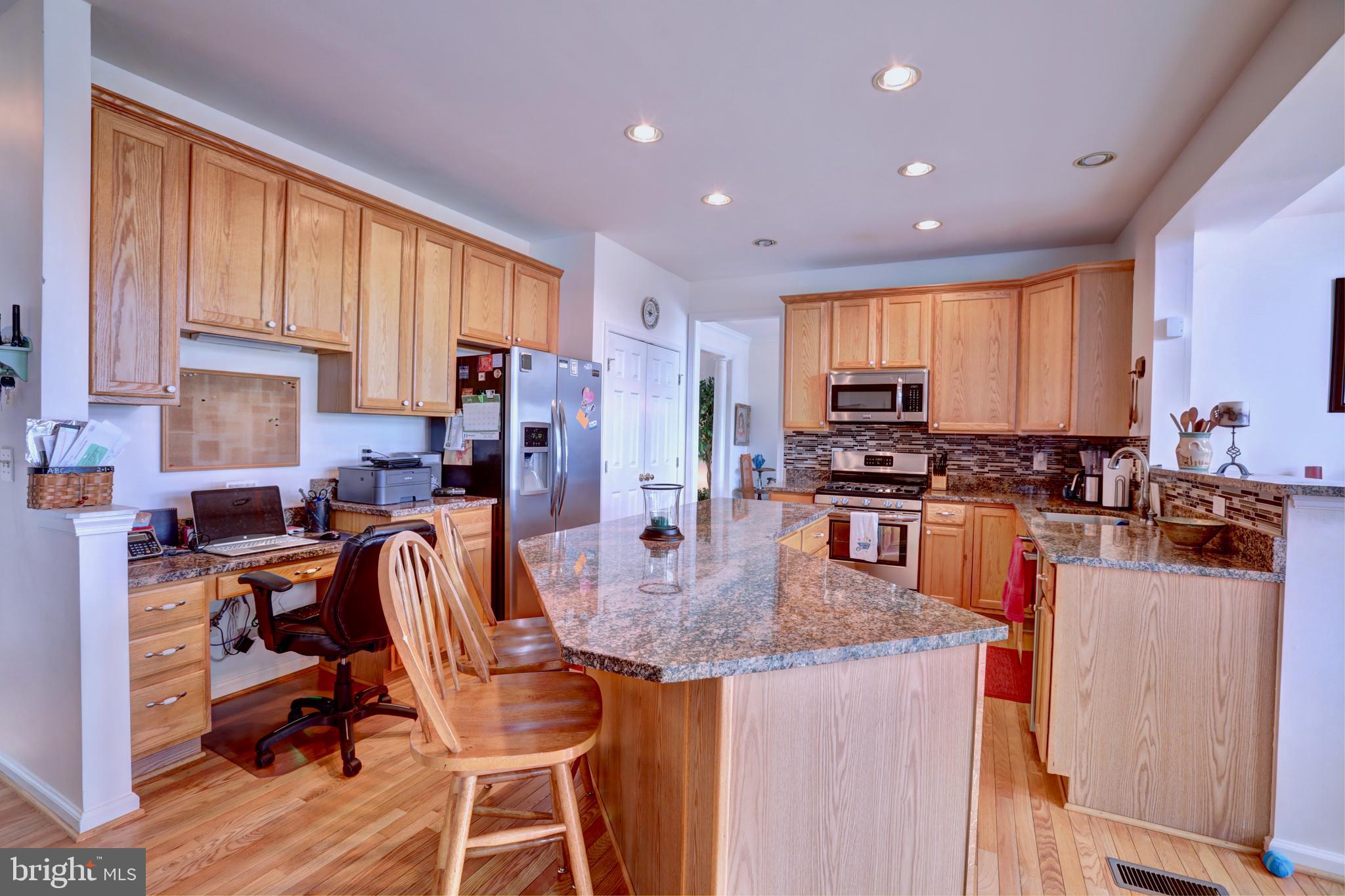 LOCUST HILL - Residential