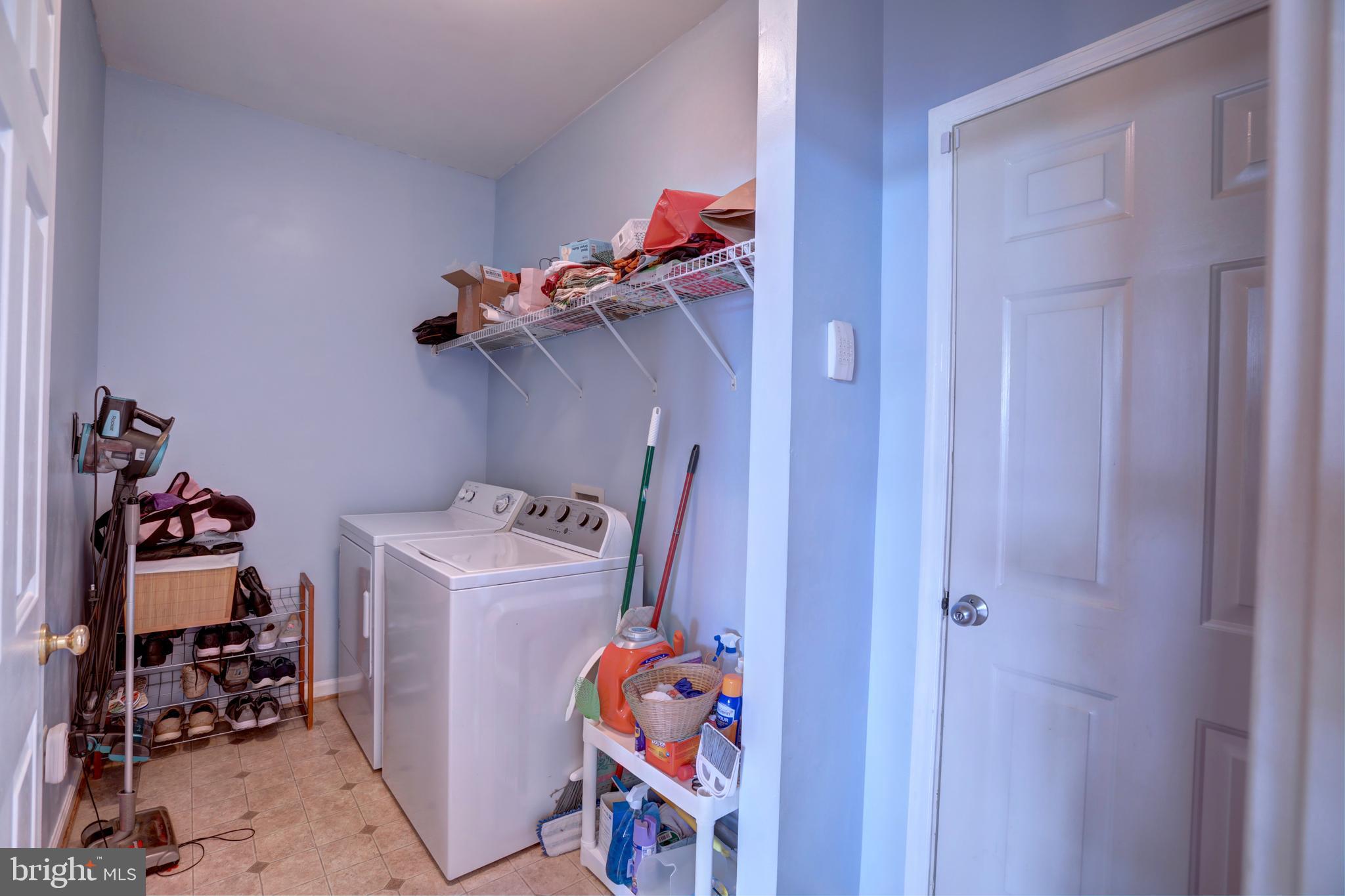 LOCUST HILL - Residential