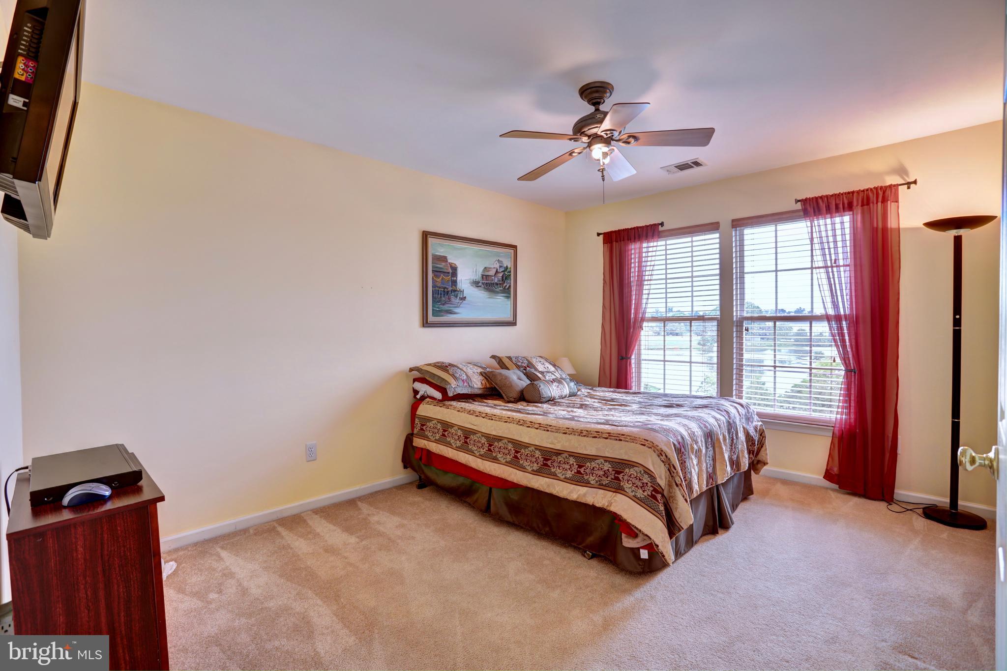 LOCUST HILL - Residential