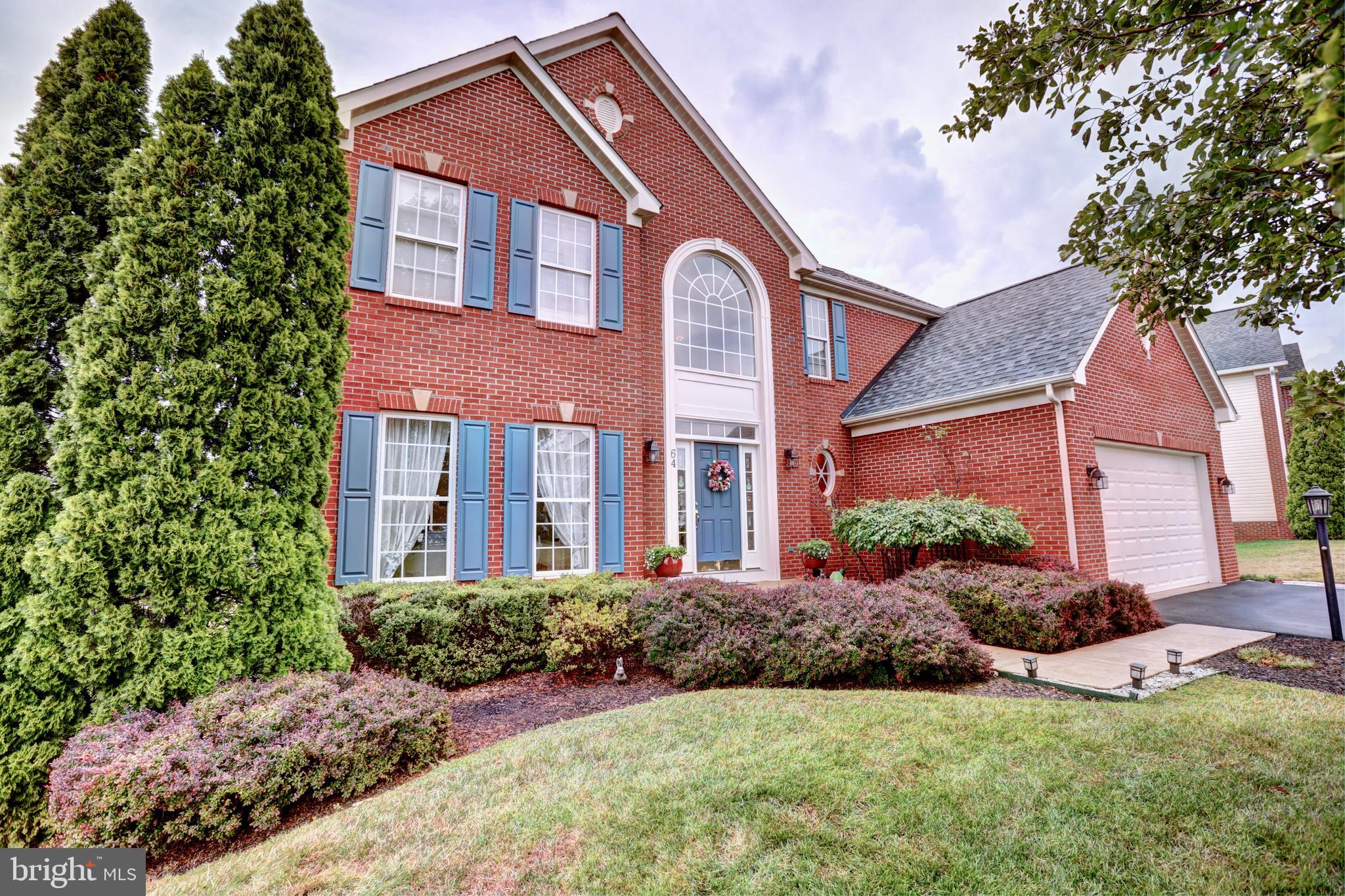 LOCUST HILL - Residential