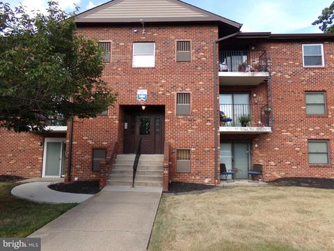 Condo For Sale - 4 Harlech Hall<br/> DOVER, DE 19904