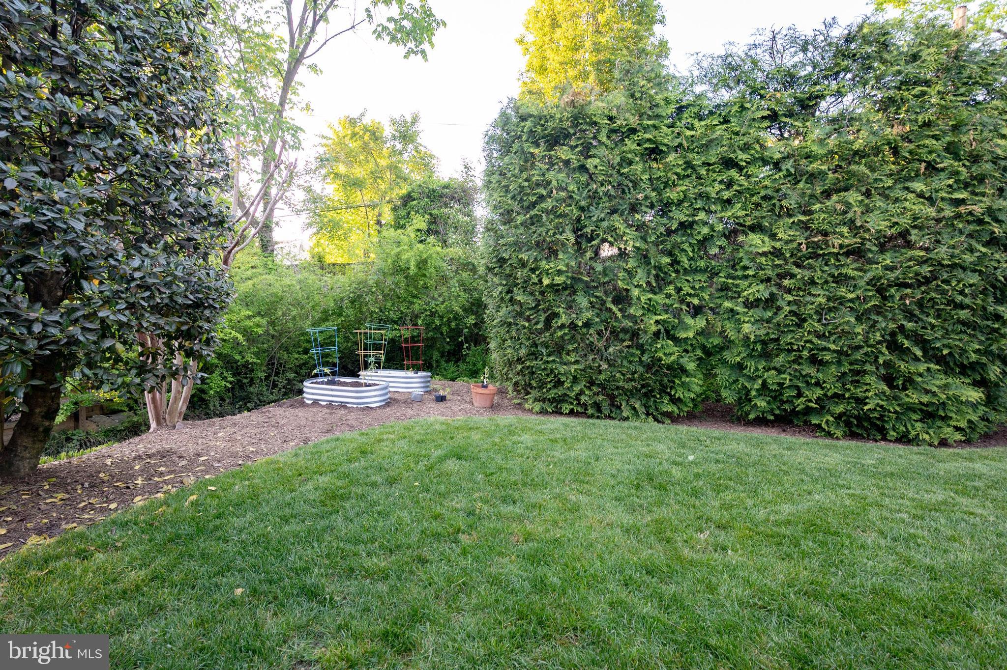 COLLINGWOOD MANOR - Residential