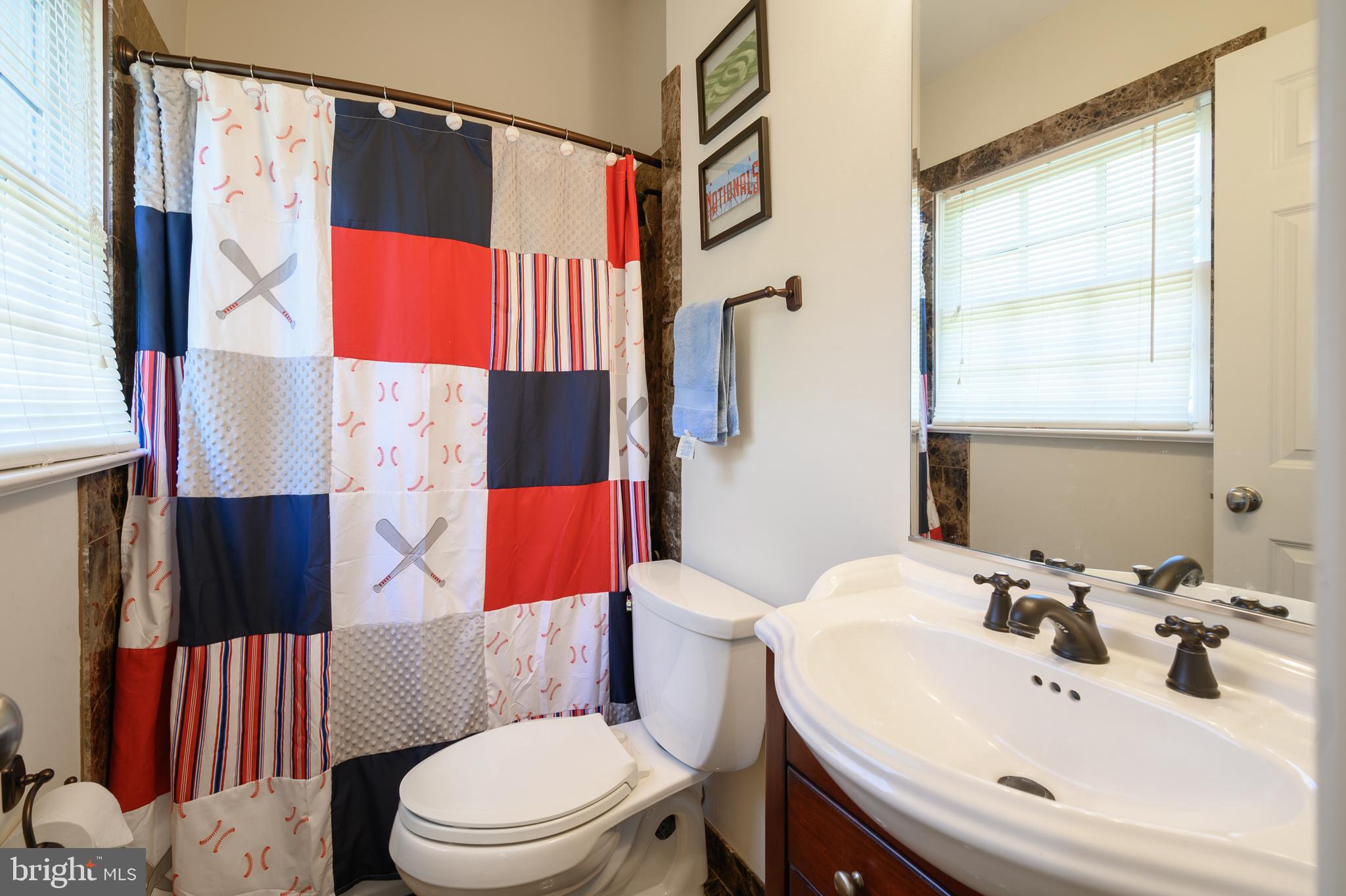 COLLINGWOOD MANOR - Residential