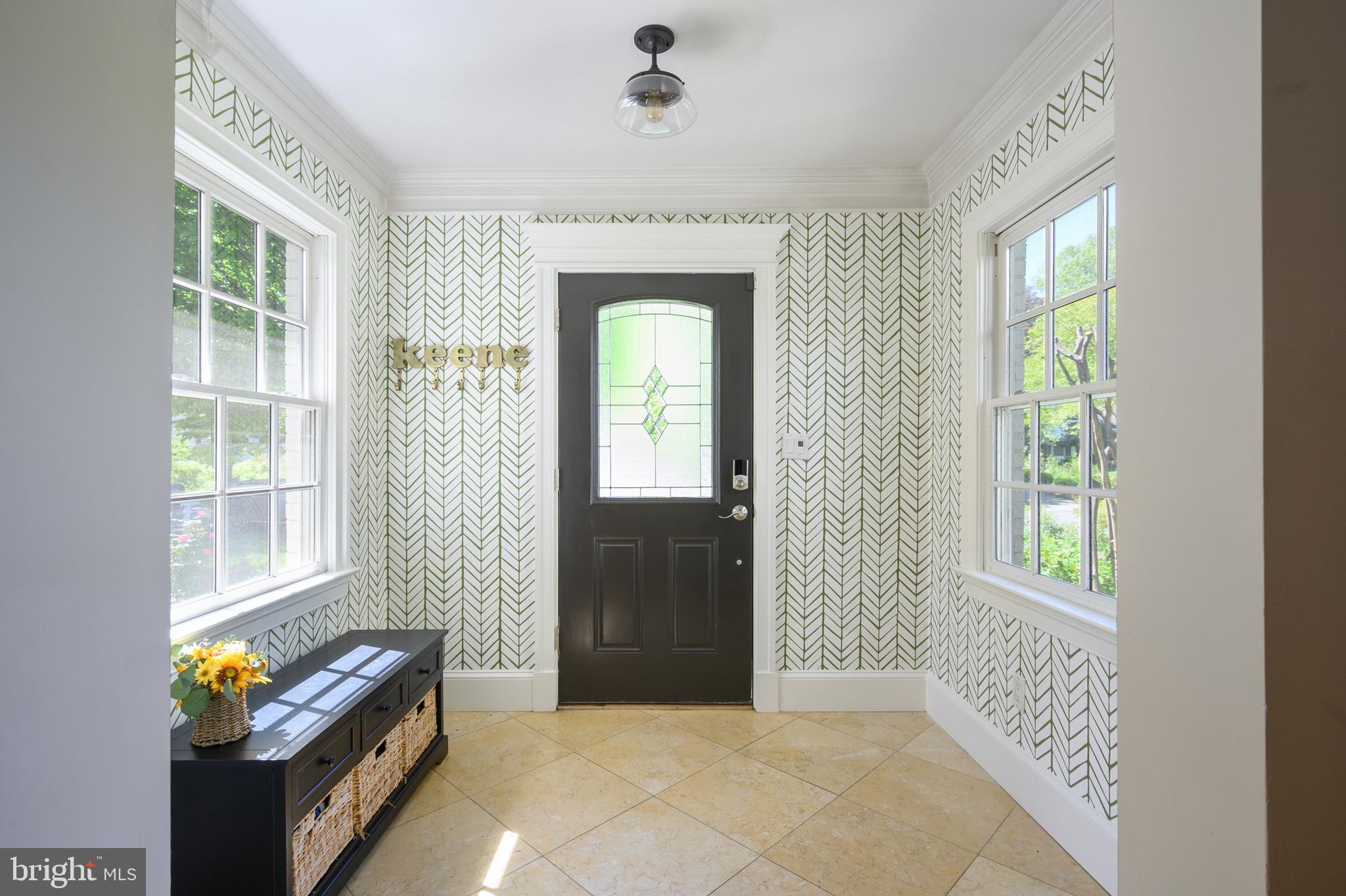 COLLINGWOOD MANOR - Residential