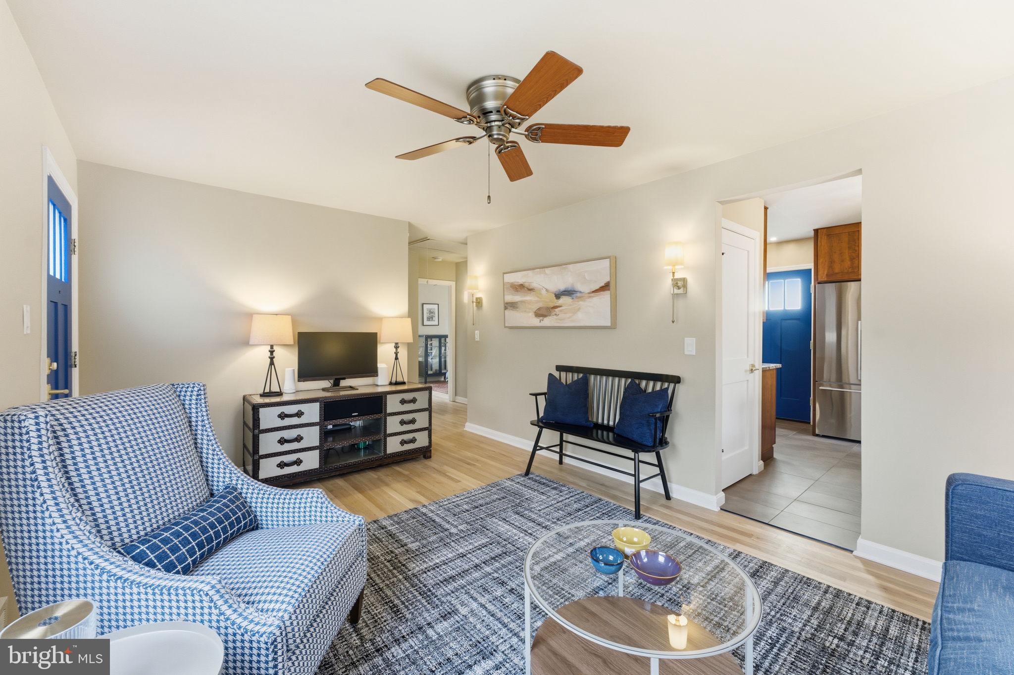 KENSINGTON HEIGHTS - Residential