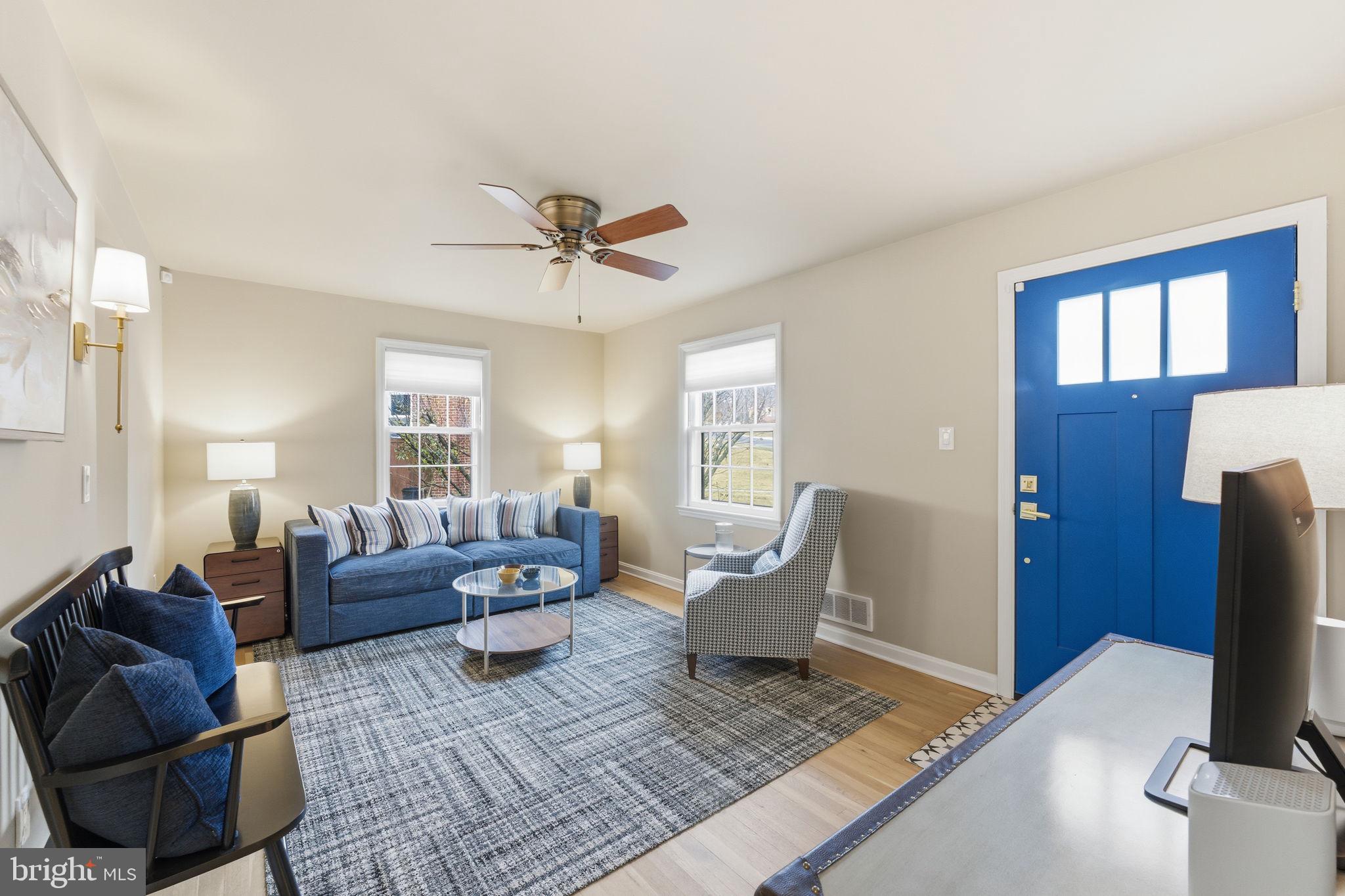 KENSINGTON HEIGHTS - Residential