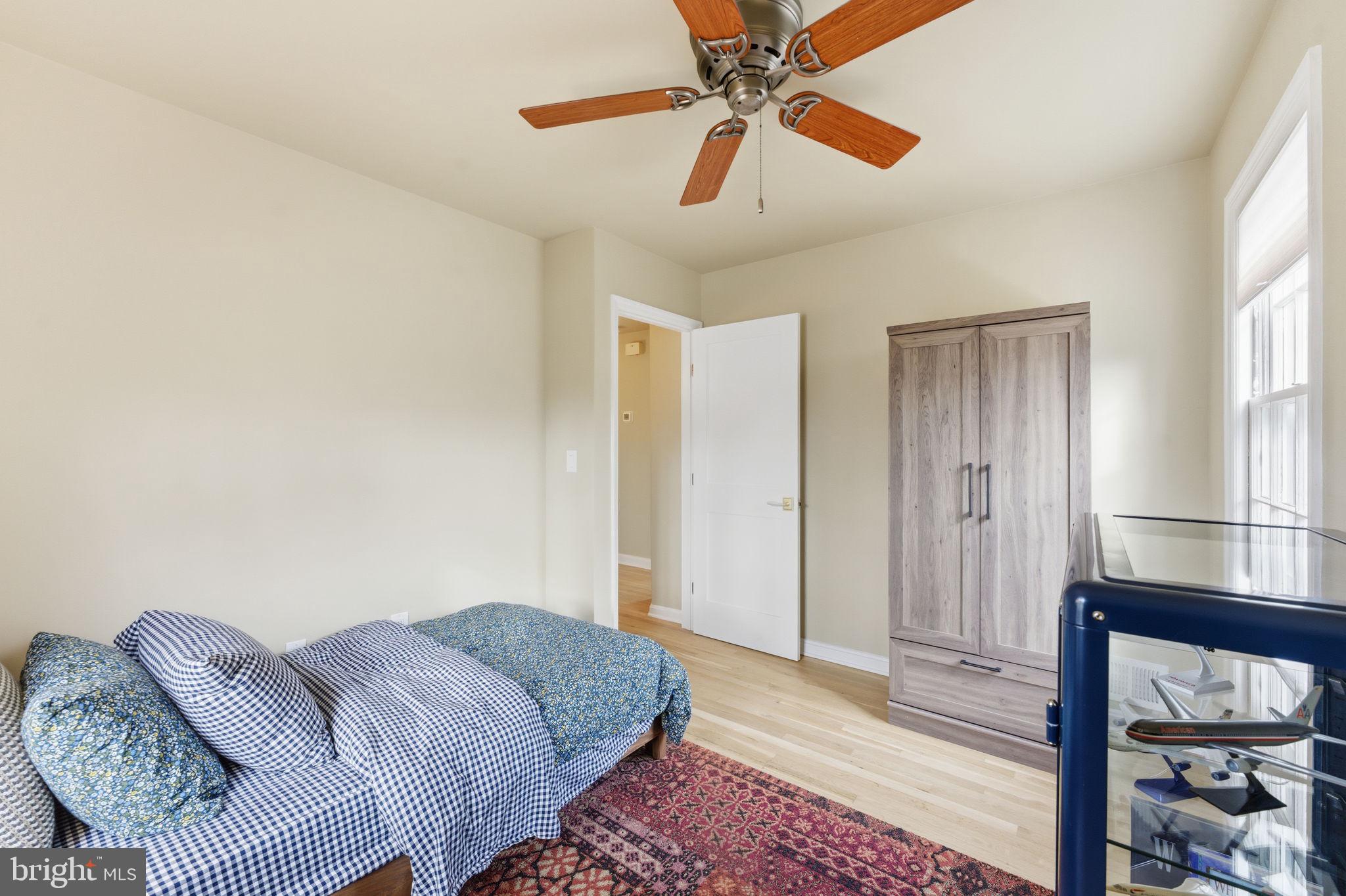 KENSINGTON HEIGHTS - Residential