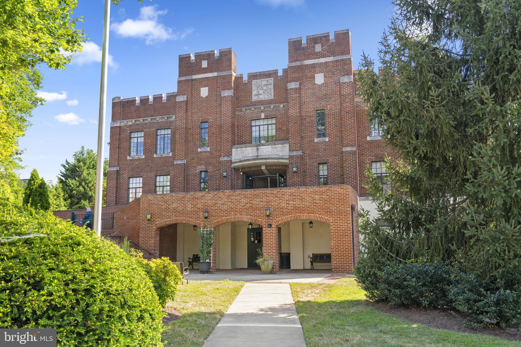 KENSINGTON HEIGHTS - Residential