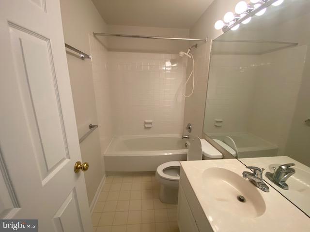 CASCADES - Residential Lease