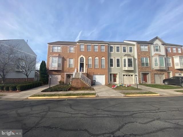 CASCADES - Residential Lease