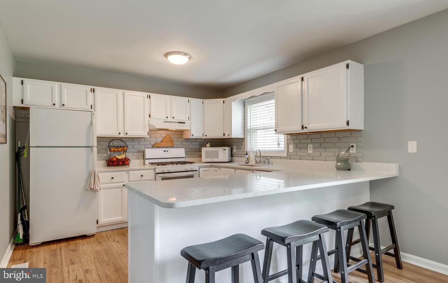 WATERFORD - Residential Lease