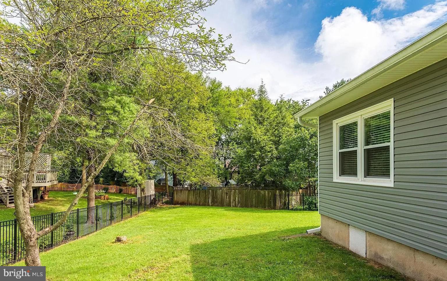 WATERFORD - Residential Lease