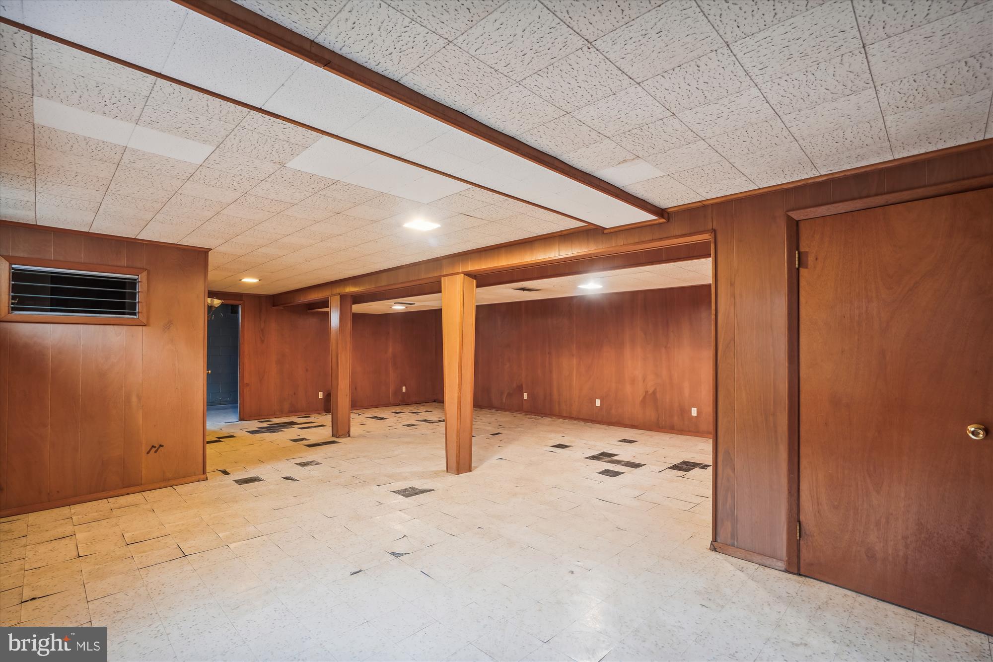 EAST LINTHICUM HEIGHTS - Residential