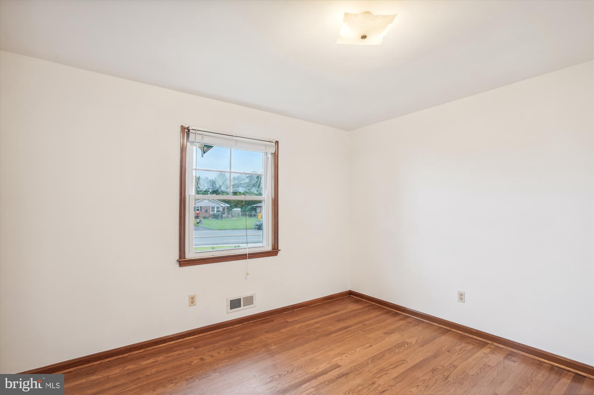 EAST LINTHICUM HEIGHTS - Residential