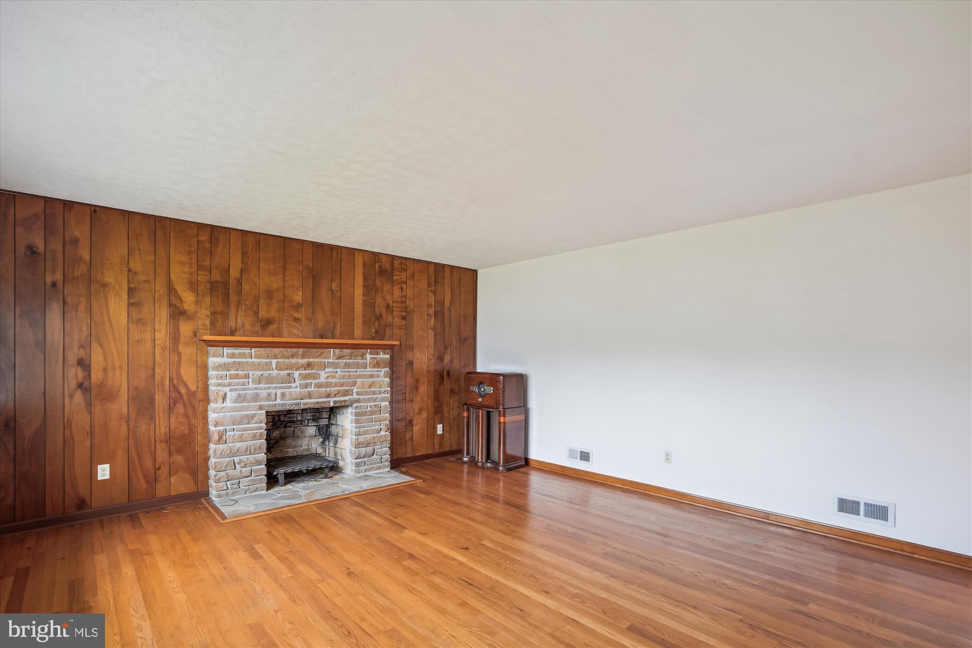 EAST LINTHICUM HEIGHTS - Residential