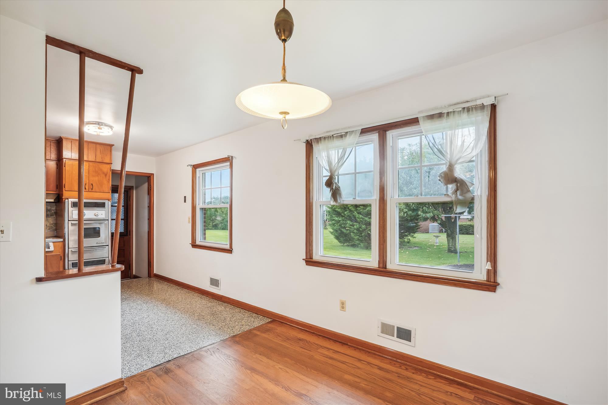 EAST LINTHICUM HEIGHTS - Residential