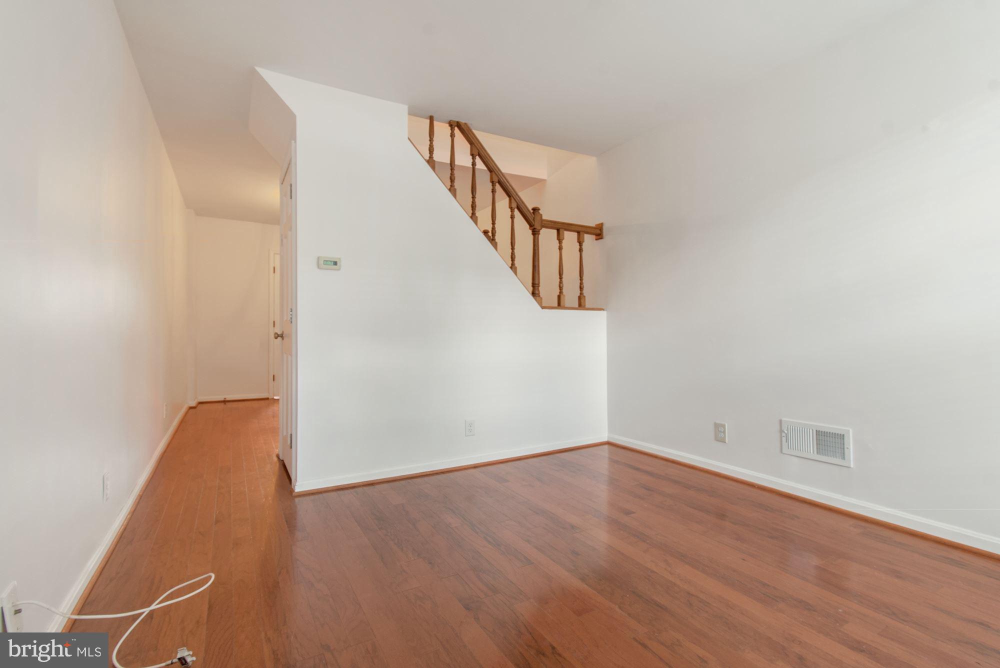 LOCUST POINT - Residential