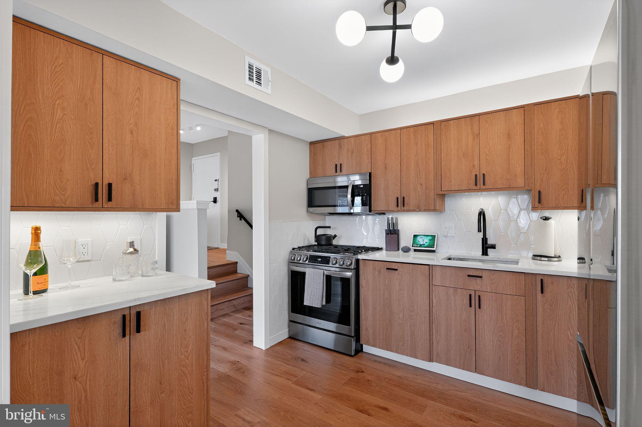 NORTH CRK PLACE - Residential Lease