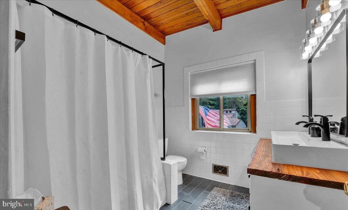 SPLIT ROCK - Residential