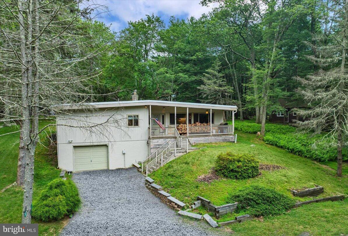 SPLIT ROCK - Residential