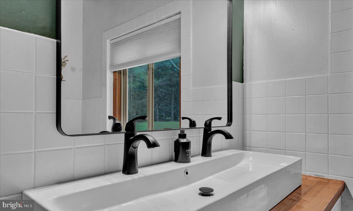 SPLIT ROCK - Residential