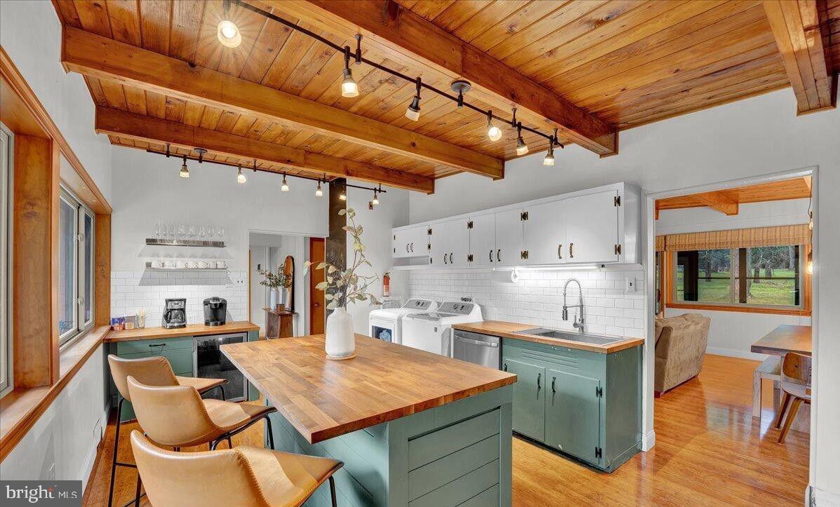 SPLIT ROCK - Residential