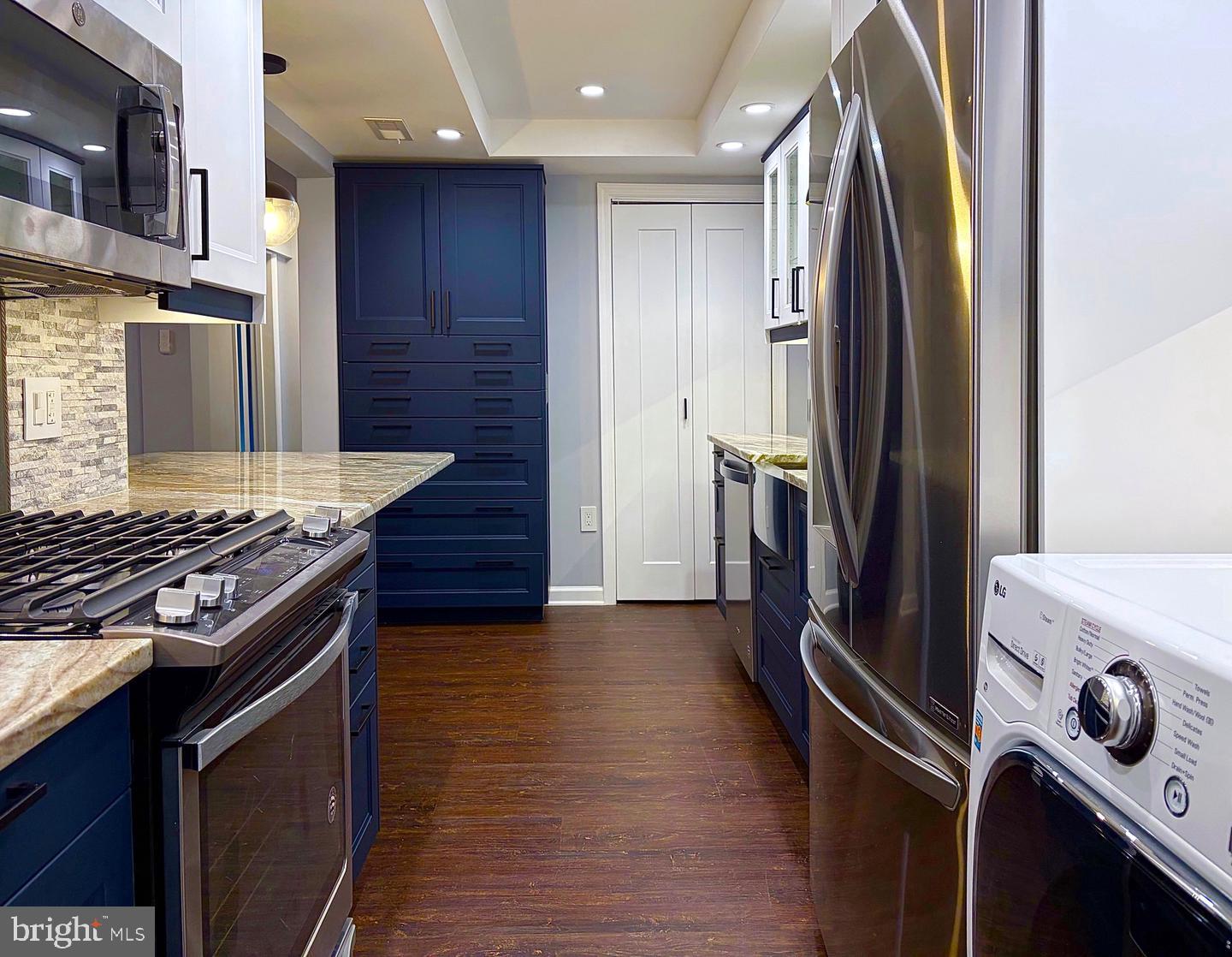 10202 PRINCE PLACE 2-T3