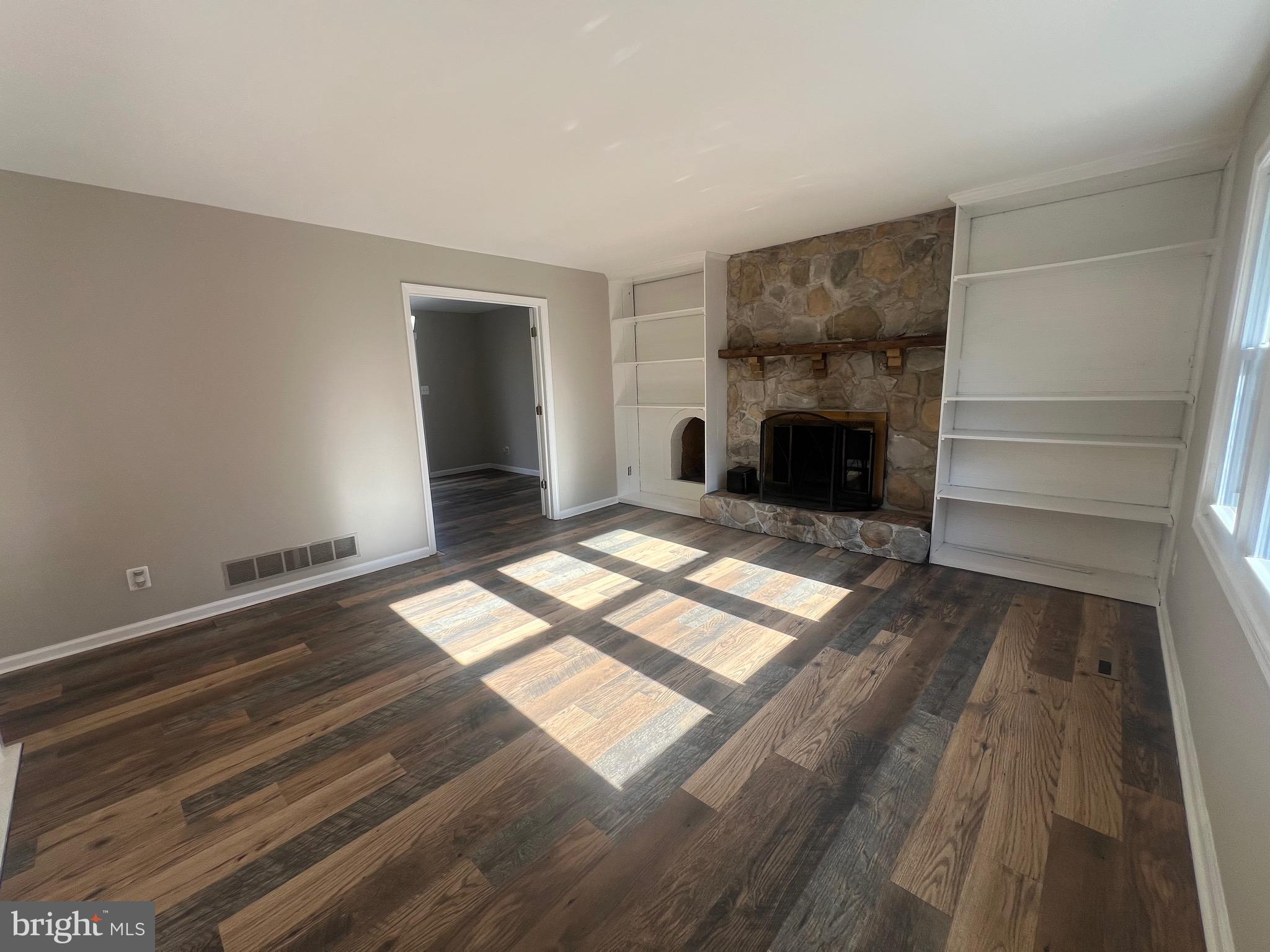 ELKTON - Residential