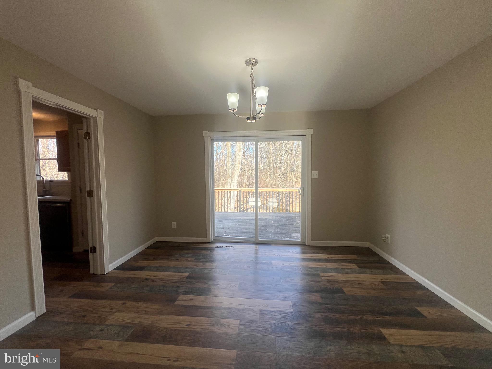 ELKTON - Residential