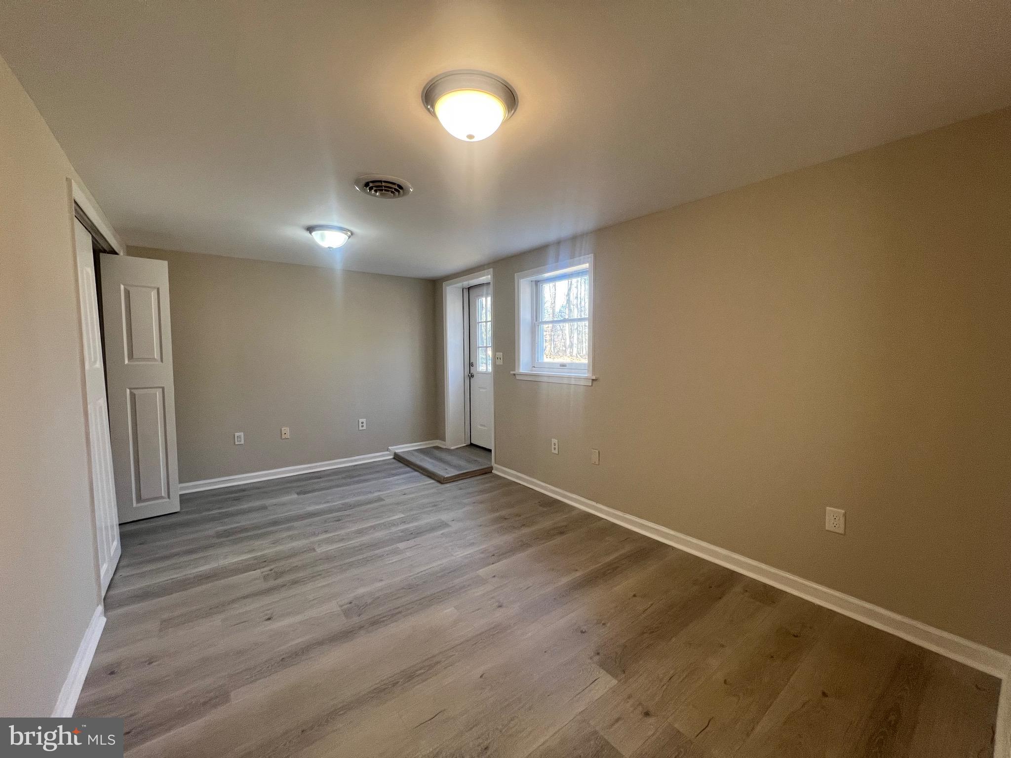 ELKTON - Residential