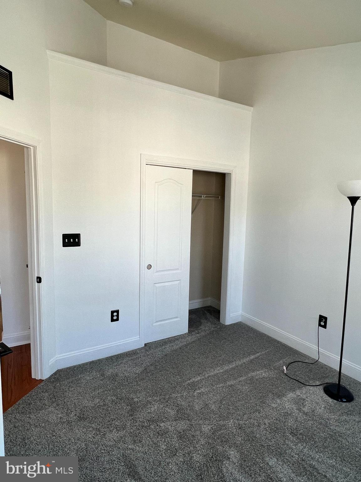 TRIANGLE HIGHLANDS CONDO - Residential Lease