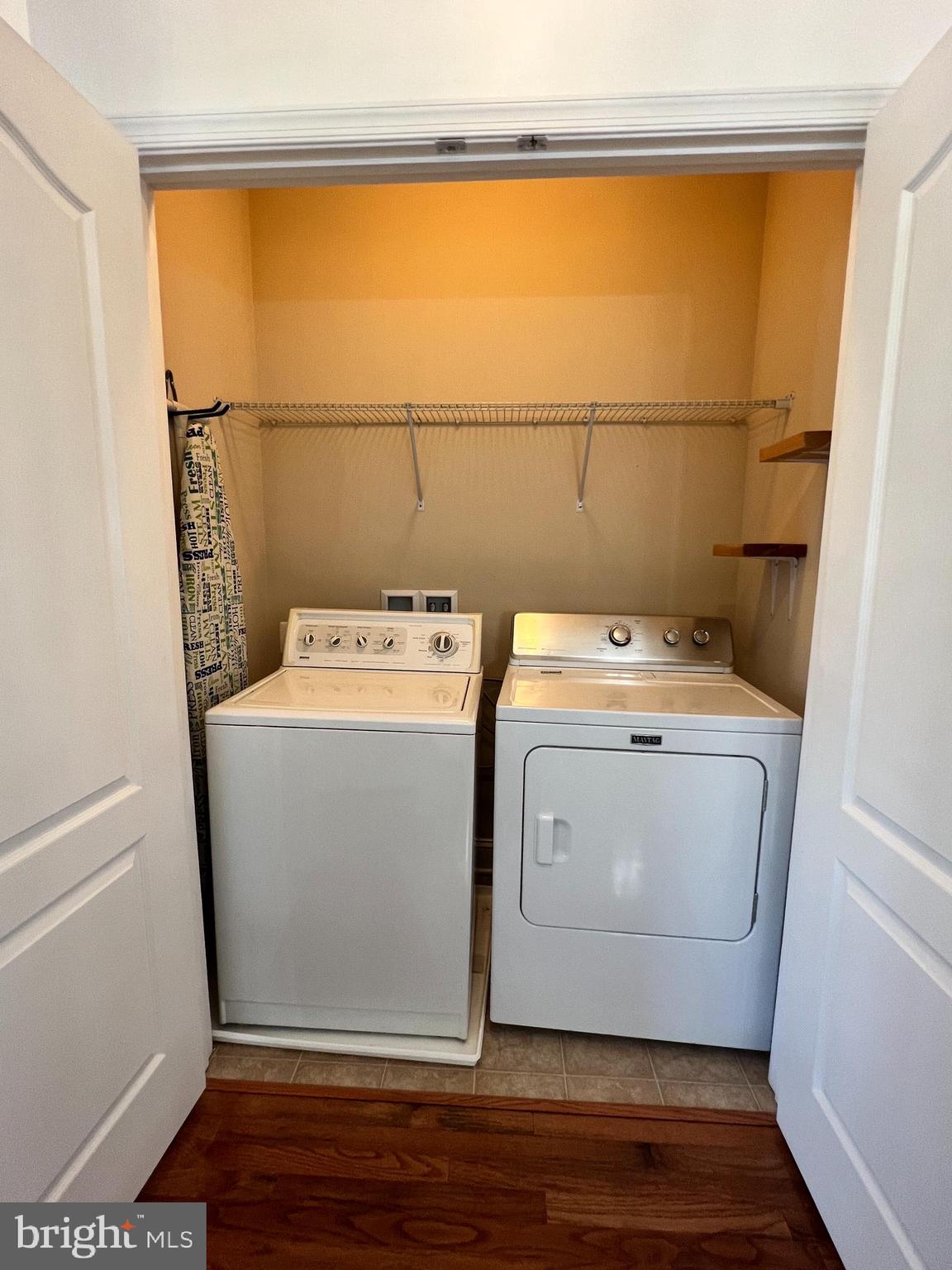 TRIANGLE HIGHLANDS CONDO - Residential Lease