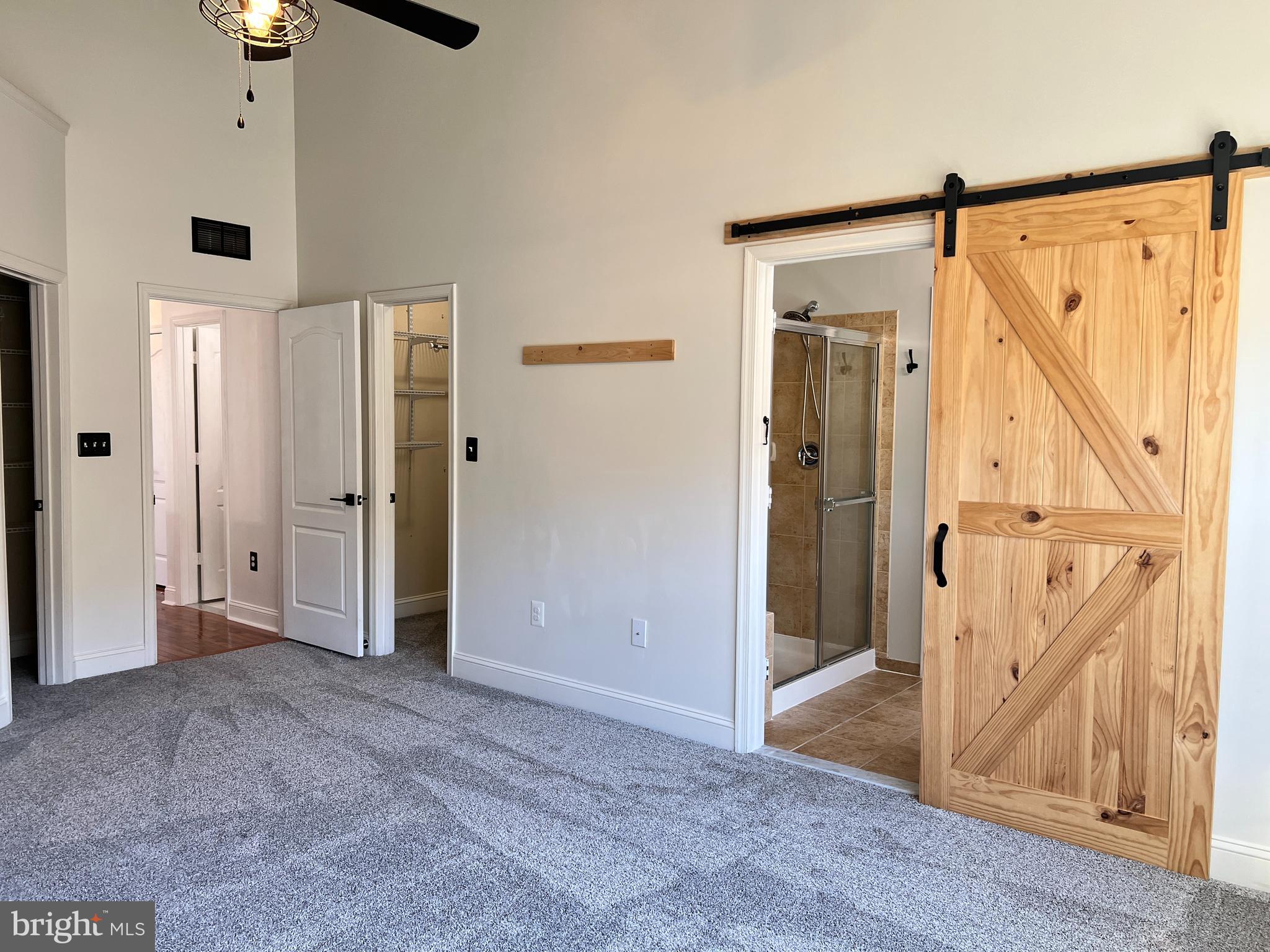 TRIANGLE HIGHLANDS CONDO - Residential Lease