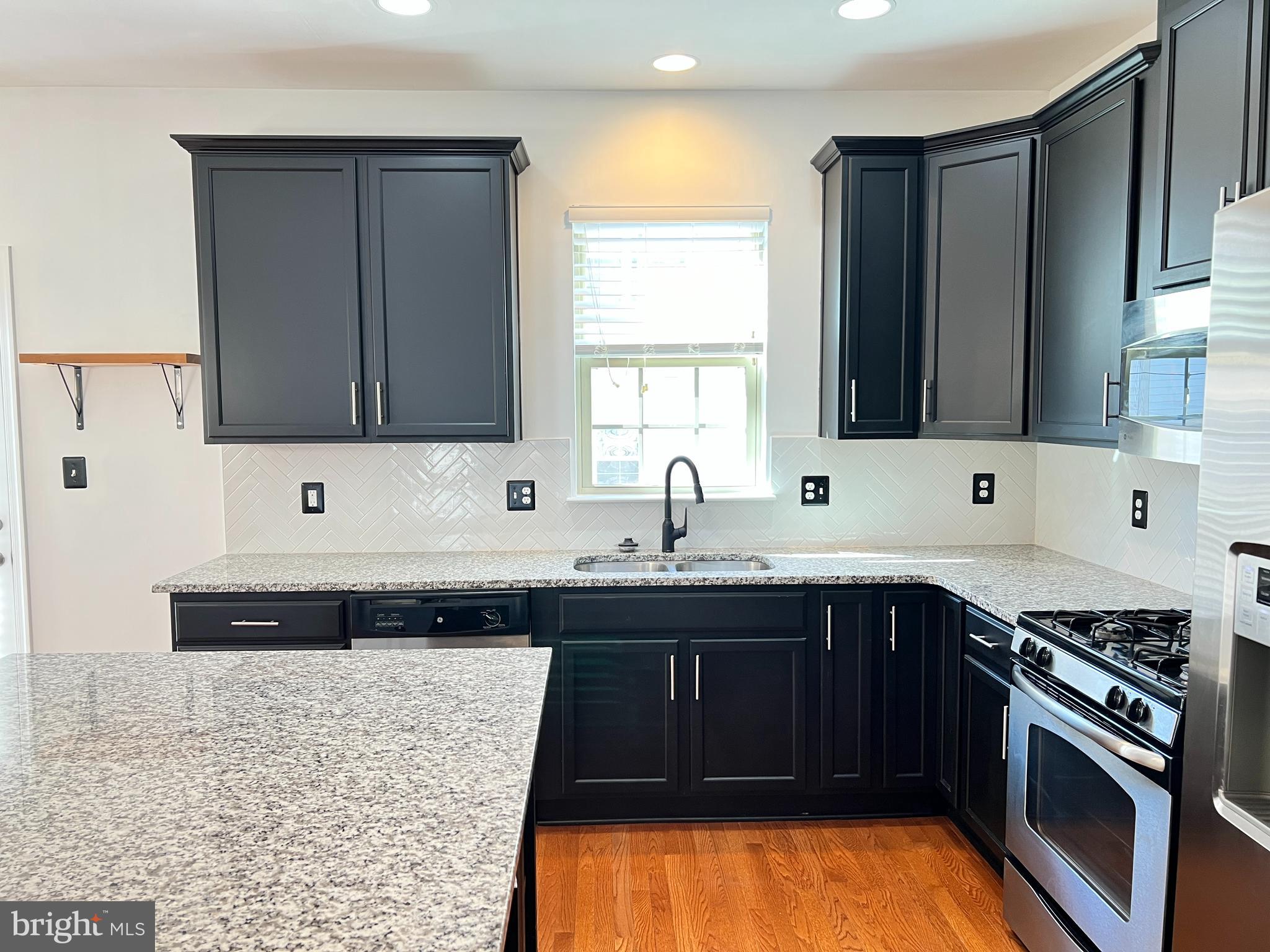 TRIANGLE HIGHLANDS CONDO - Residential Lease