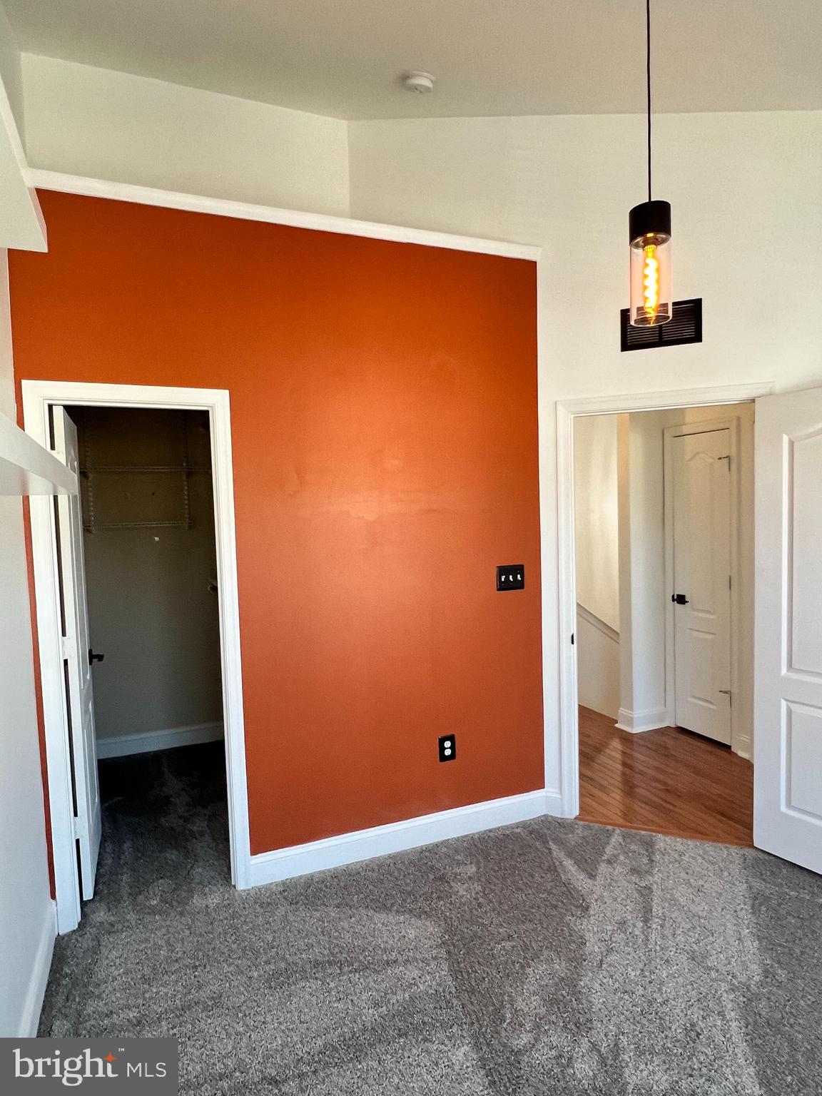 TRIANGLE HIGHLANDS CONDO - Residential Lease