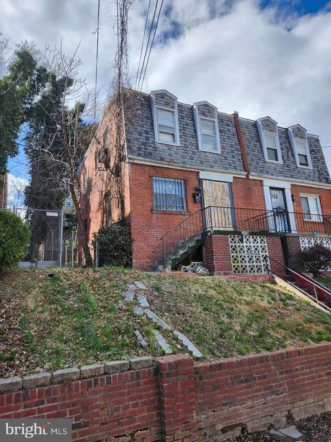 Photo of 544 48th Place NE, WASHINGTON, DC 20019 (MLS # DCDC2253726)