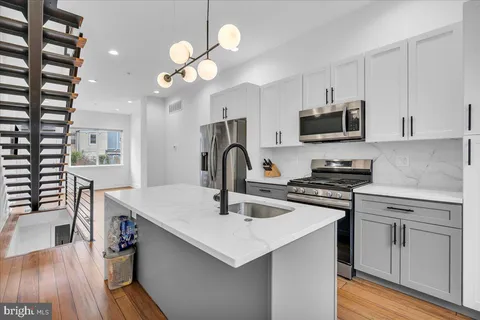 2334 N Mutter Street, Philadelphia, PA 19133 - MLS#: PAPH2473788