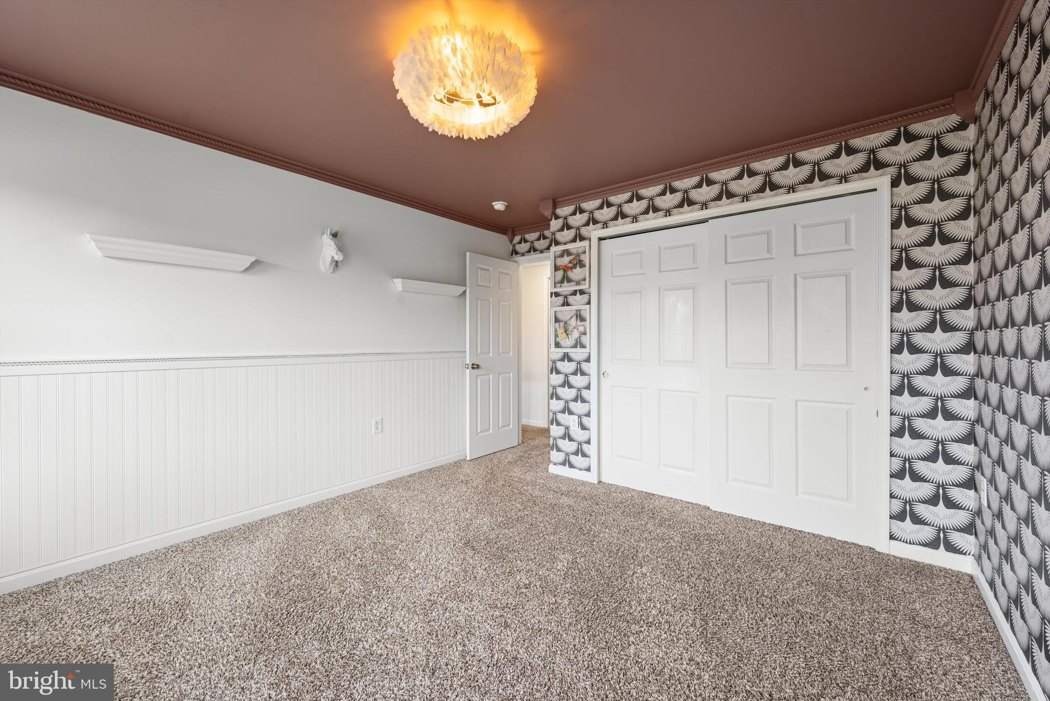 LOCUST HILL - Residential