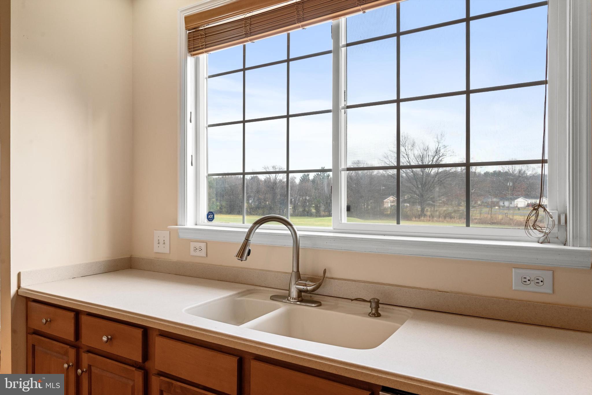 LOCUST HILL - Residential