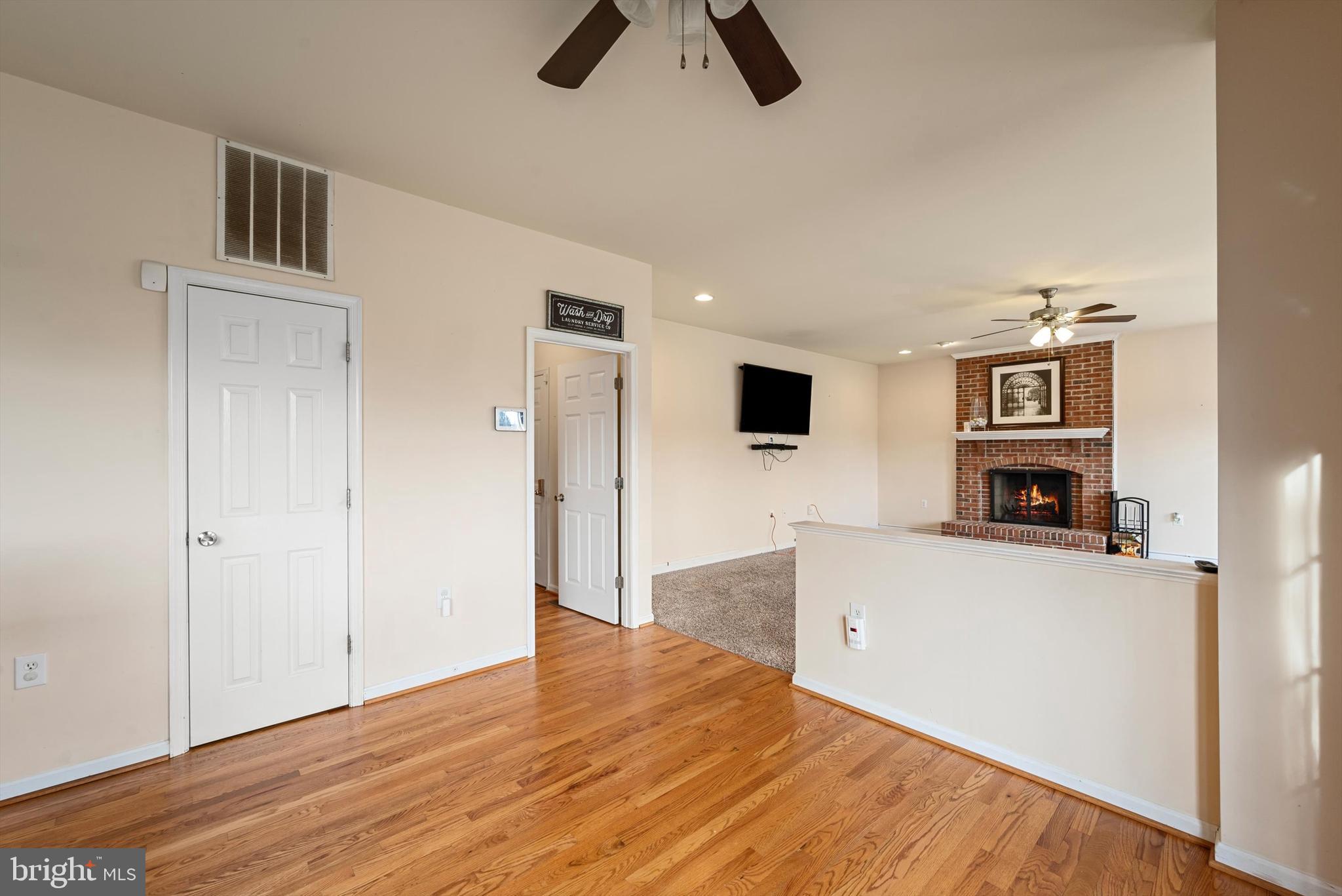 LOCUST HILL - Residential